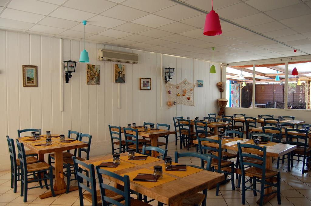 Camping Lacona กาโปลิเวรี ภายนอก รูปภาพ